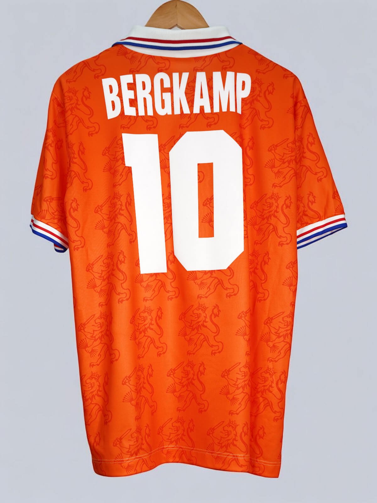 Netherlands Home Shirt 1994/95 Bergkamp 10 (M)