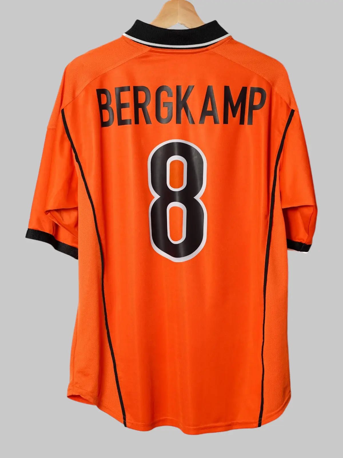 Netherlands Home Shirt 1998/99 Bergkamp 8 (L)