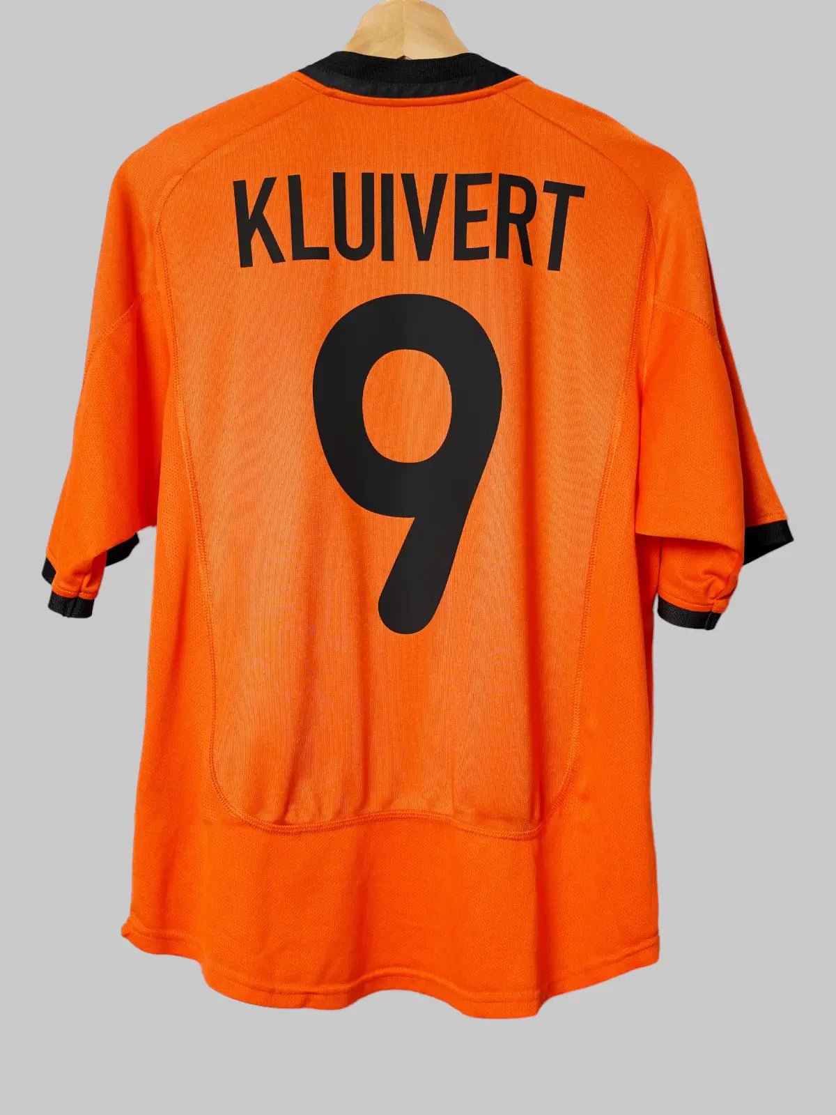 Netherlands Home Shirt 2000/02 Kluivert 9 (M)