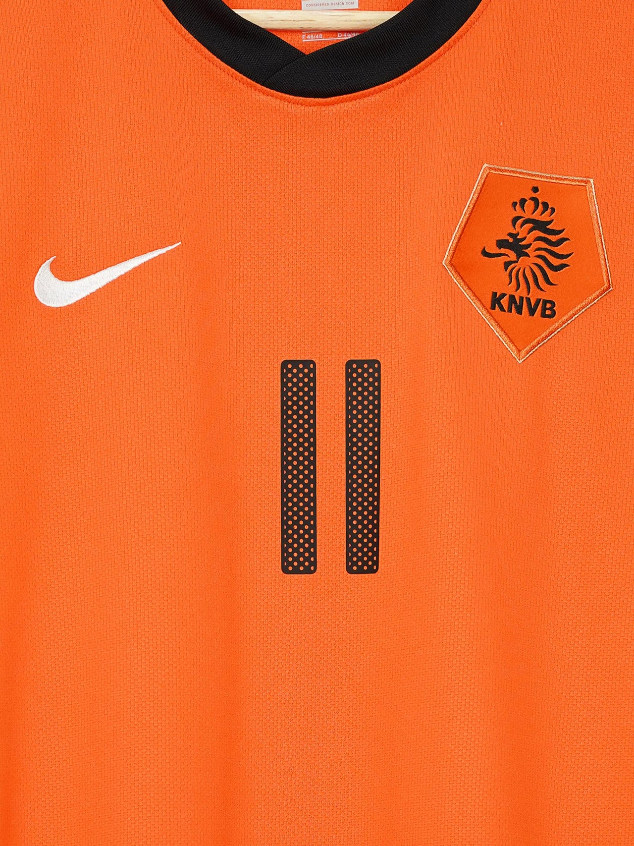 Netherlands Home Shirt 2010/11 Robben 11 (L)