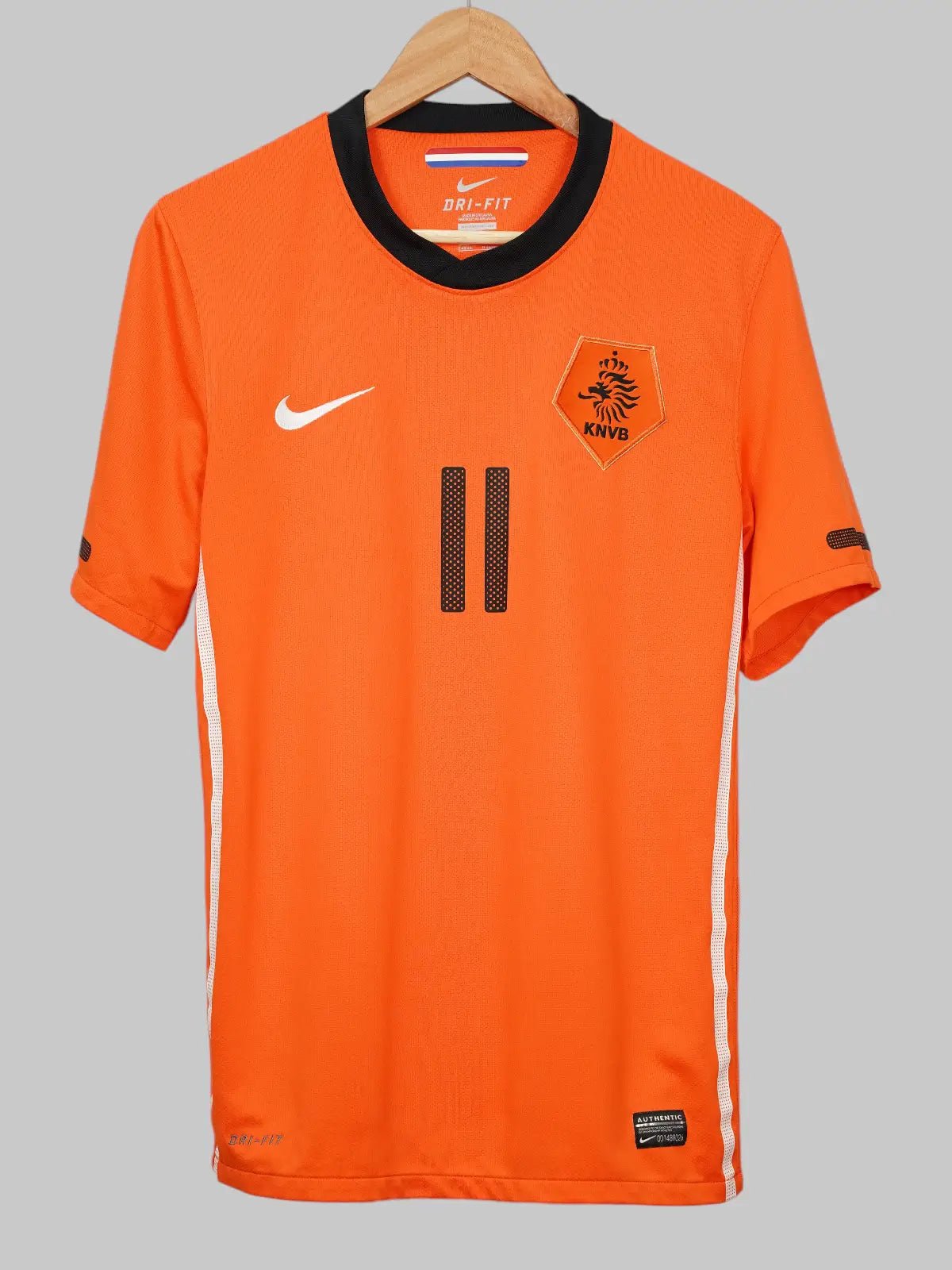 Netherlands Home Shirt 2010/11 Robben 11 (L)