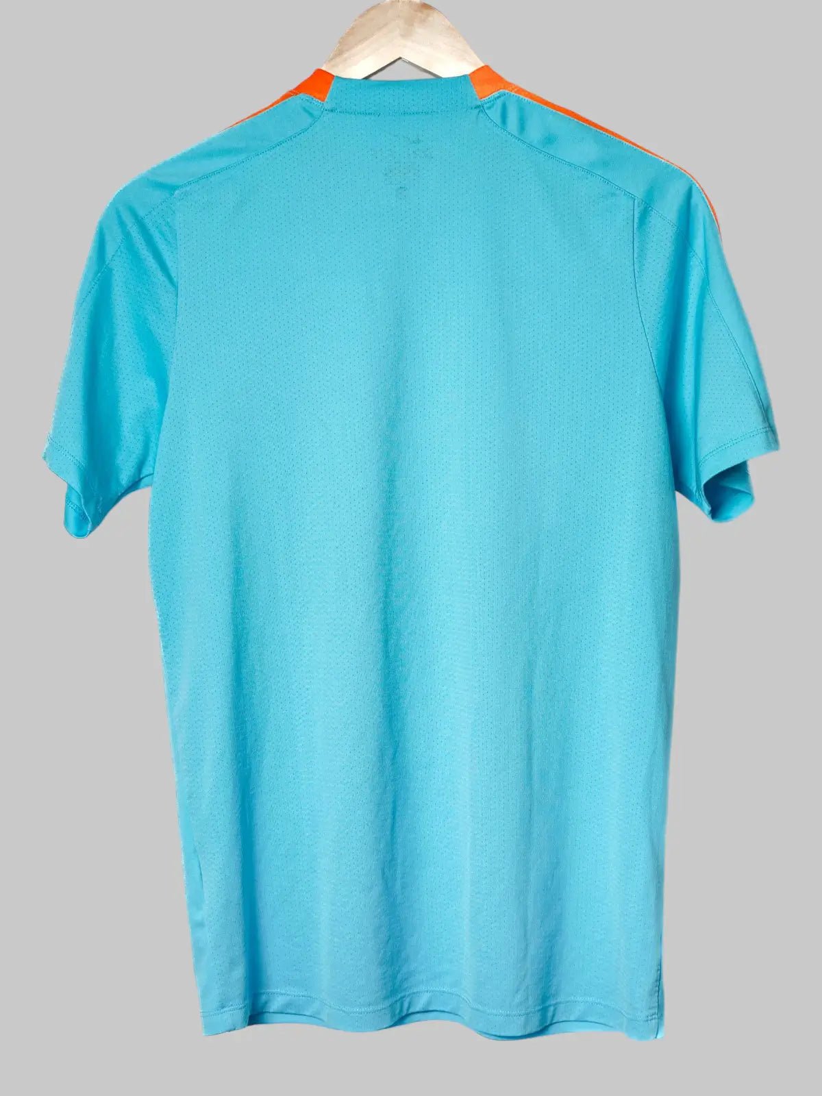 Netherlands Pre - Match Training Shirt 2016/17 (M)