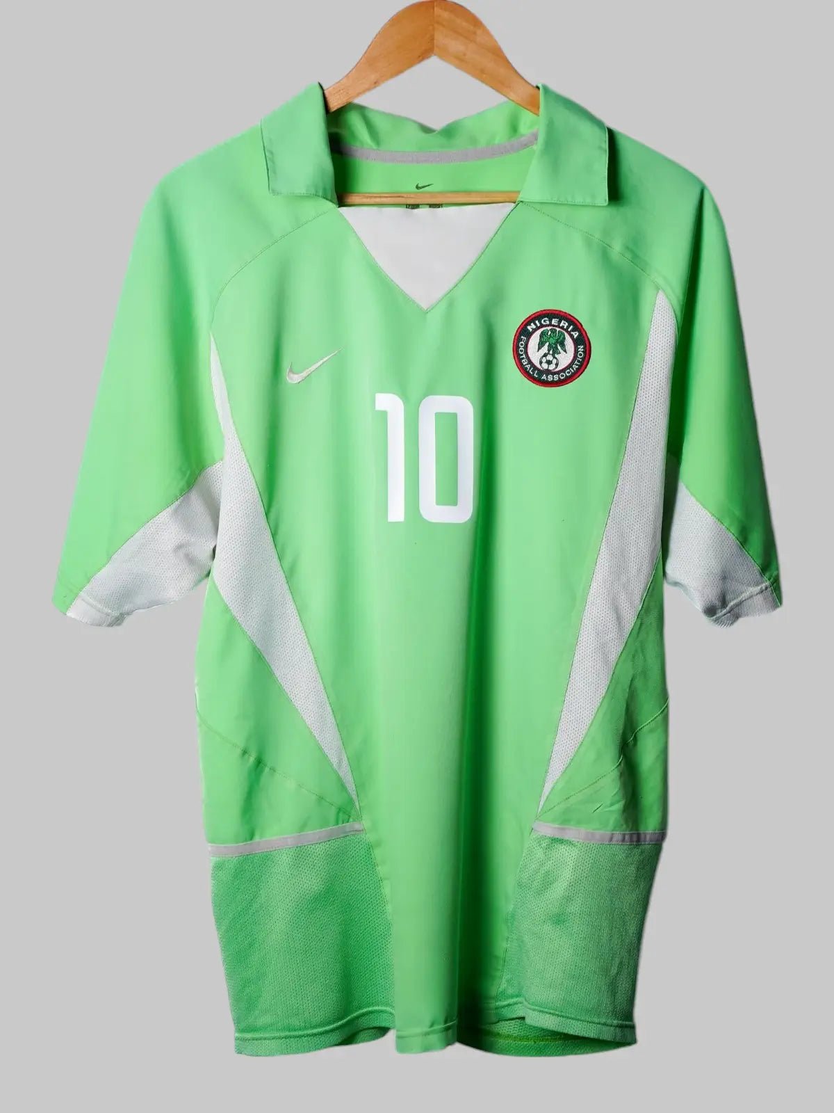 Nigeria Home Shirt 2002/4 Okocha 10 (L)