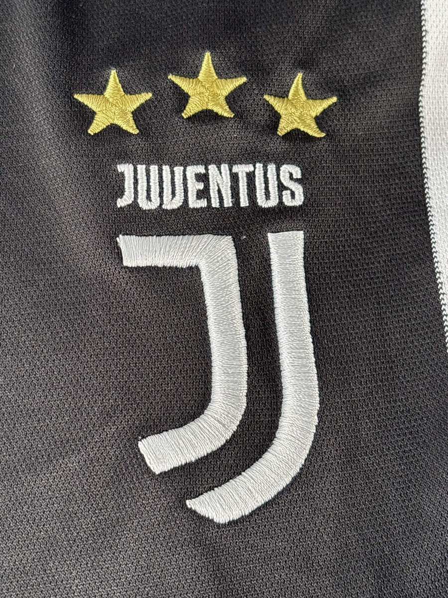 2018/19 Juventus Ronaldo #7 Home Shirt (M)