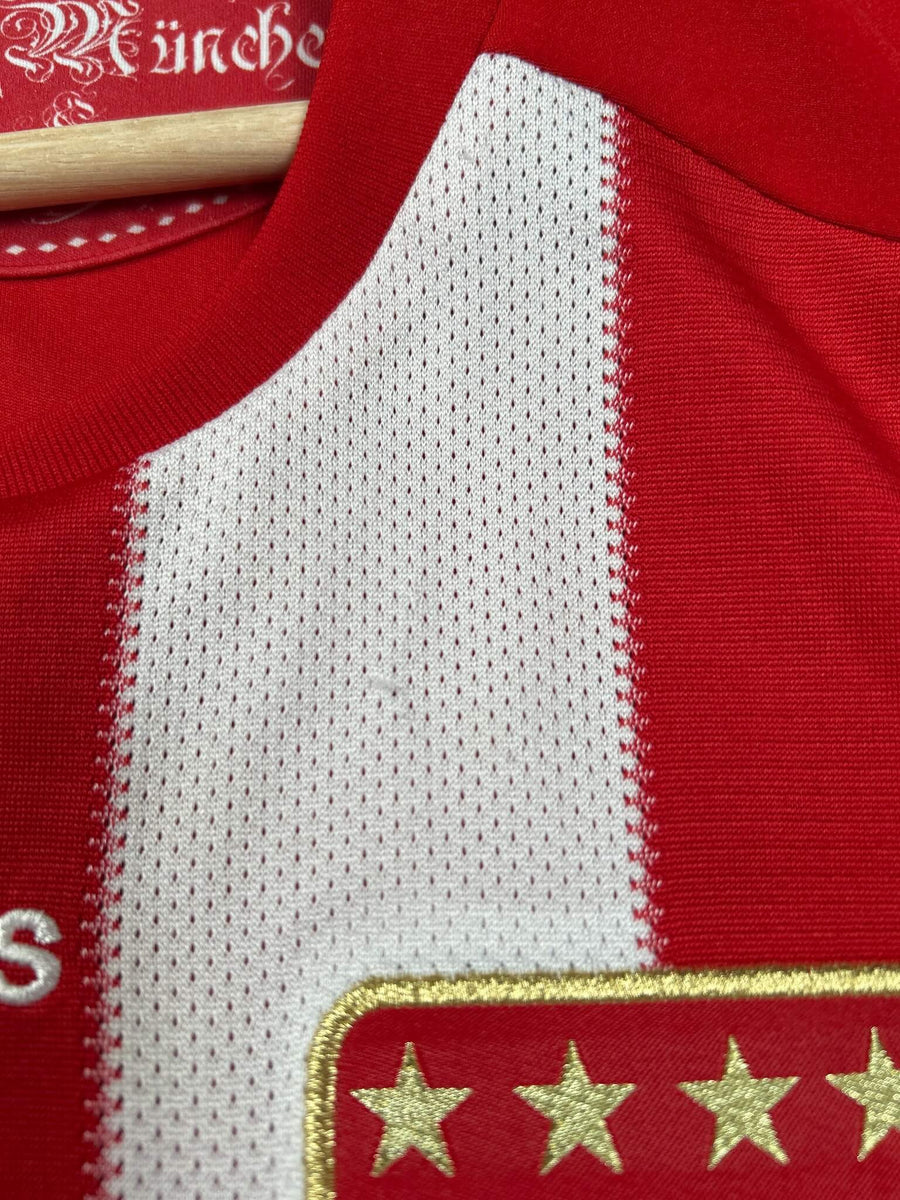 2010/11 Bayern Munich Robben #10 Home Shirt (XL)