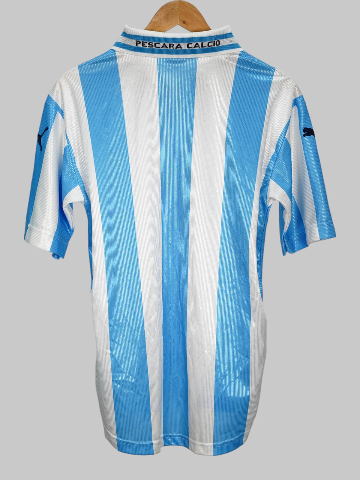 Pescara Calcio Home Shirt 2001/2 (M)