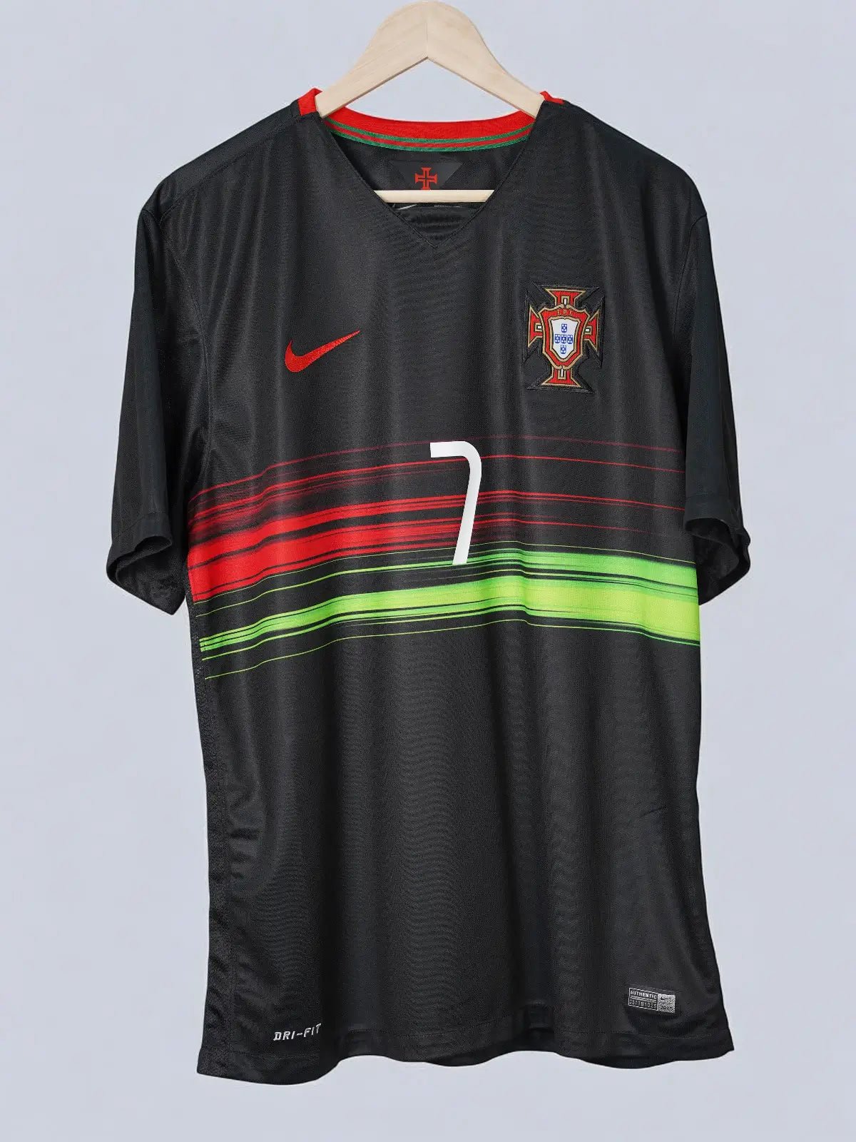 Portugal Away Shirt 2015/16 Ronaldo 7 (XL)