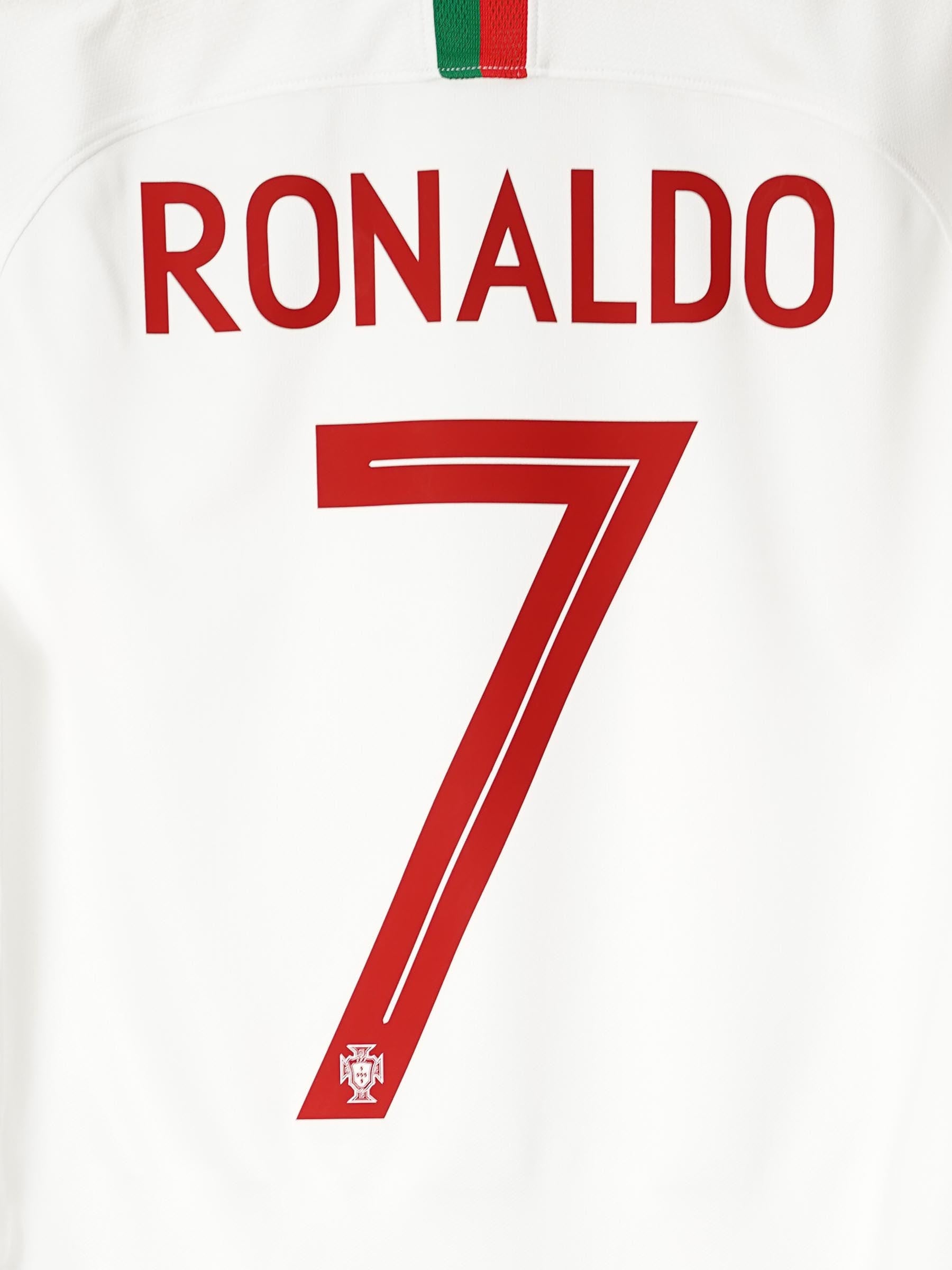 2018/19 Portugal Ronaldo #7 Away Shirt (M) Nike – First11
