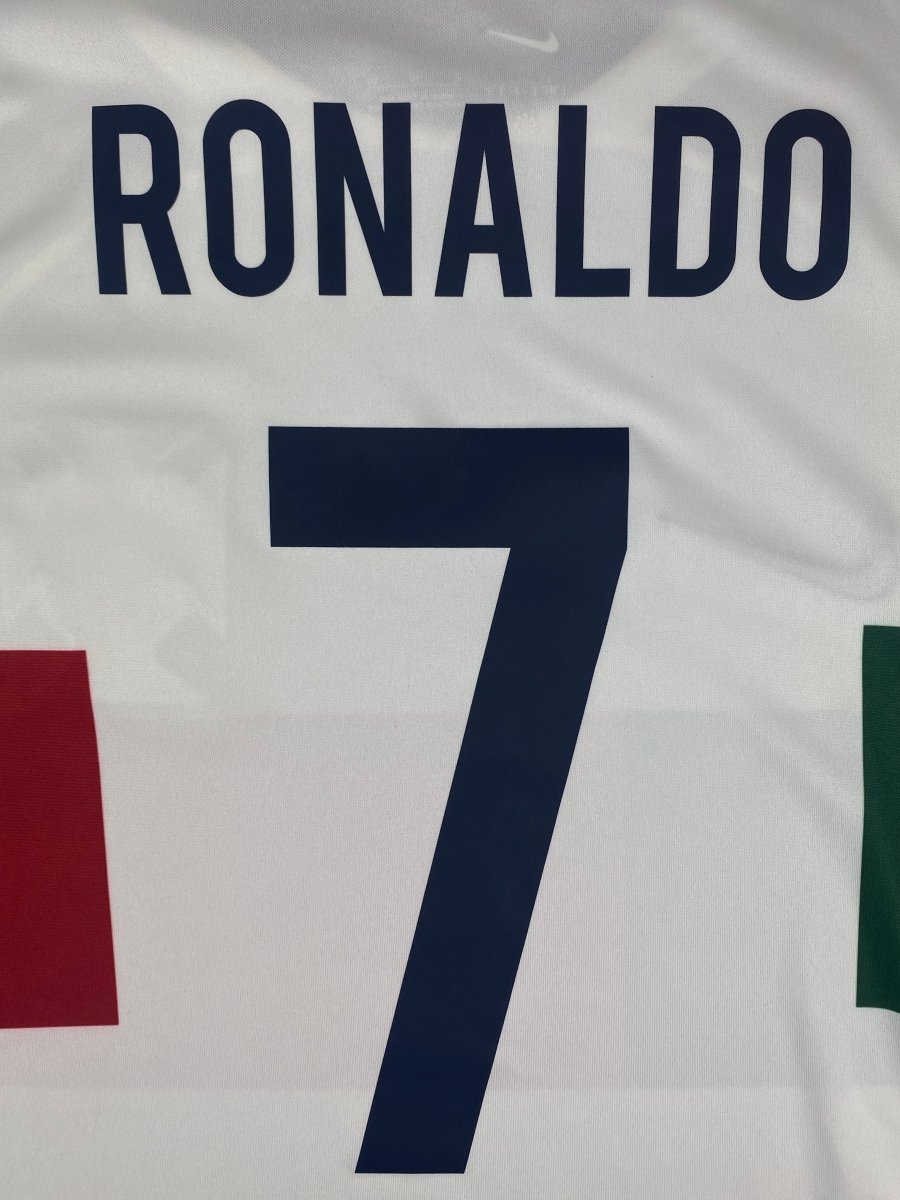 Portugal Away Shirt 2022 BNWT Ronaldo #7 - 10/10 - XL