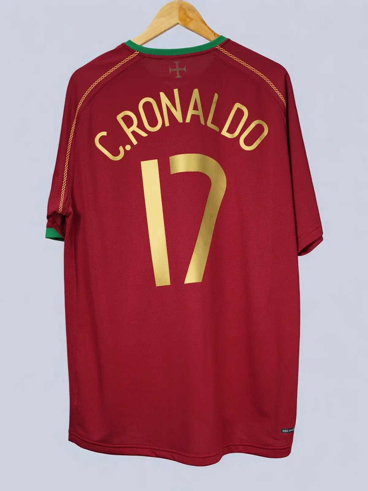Portugal Home Shirt 2006/07 C.Ronaldo 17 (XL)