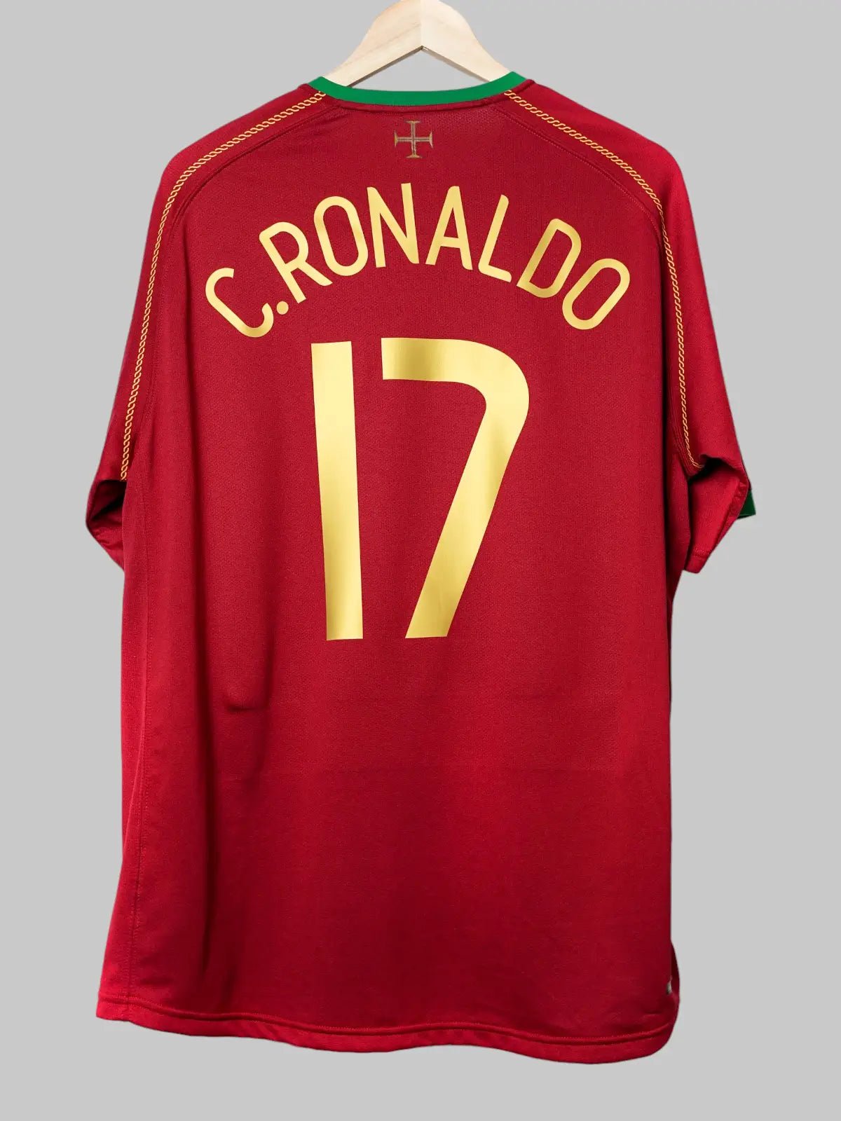 Portugal Home Shirt 2006/07 C.Ronaldo 17 (XL)