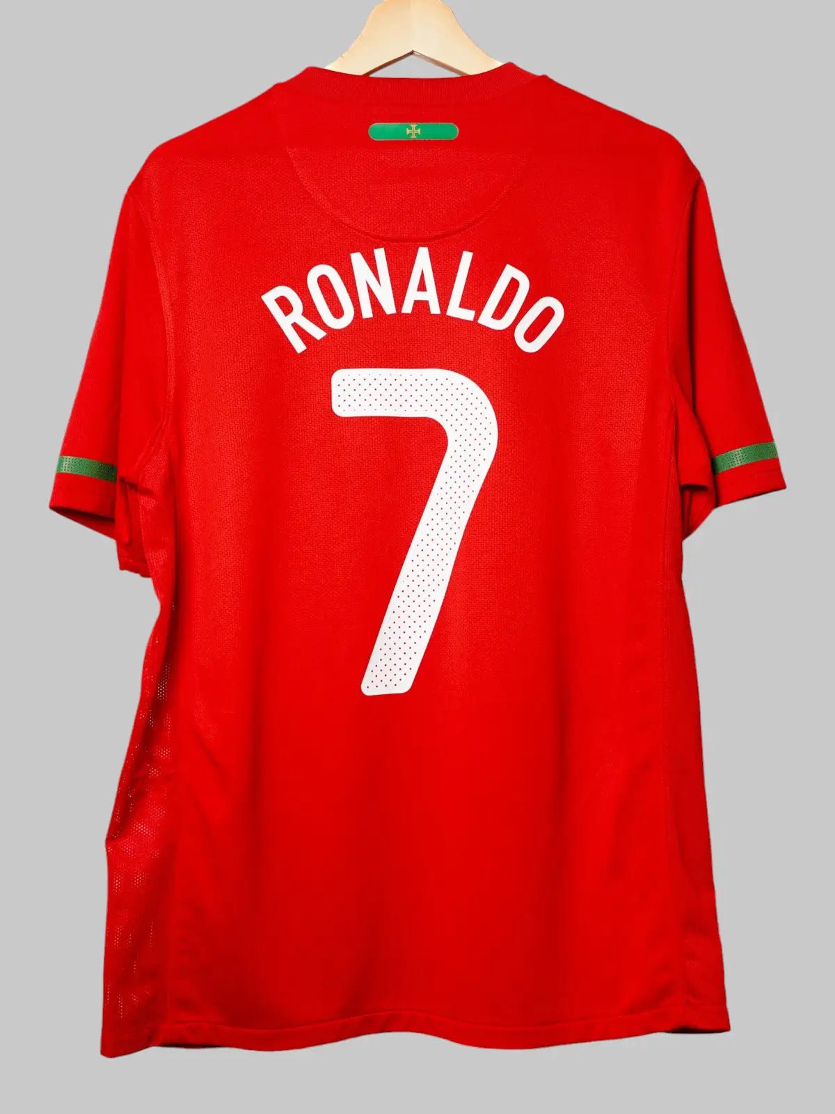 Portugal Home Shirt 2010/11 Ronaldo 7 (M)