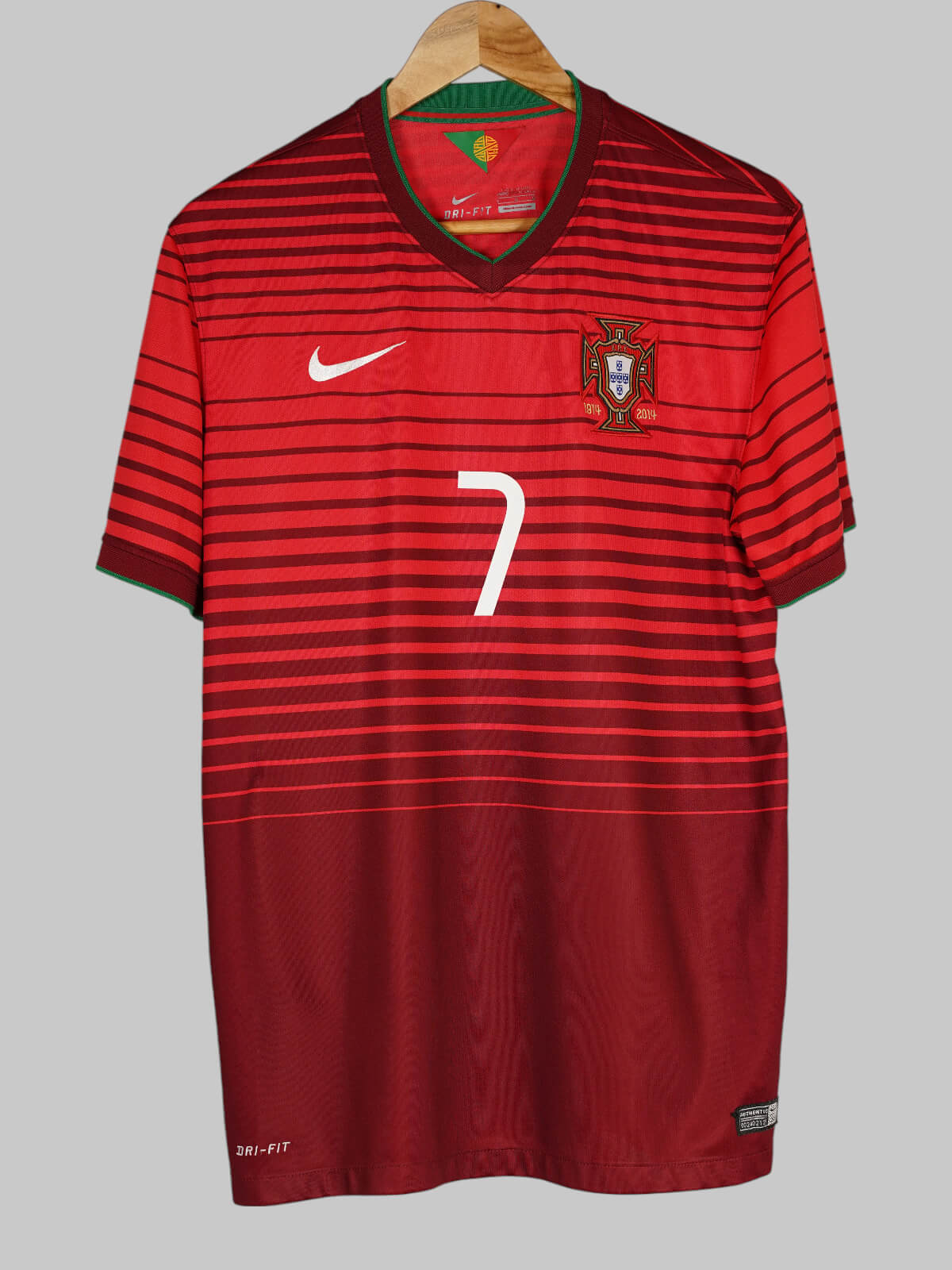 2014/15 Portugal Ronaldo #7 Home Shirt (L) Nike | First11