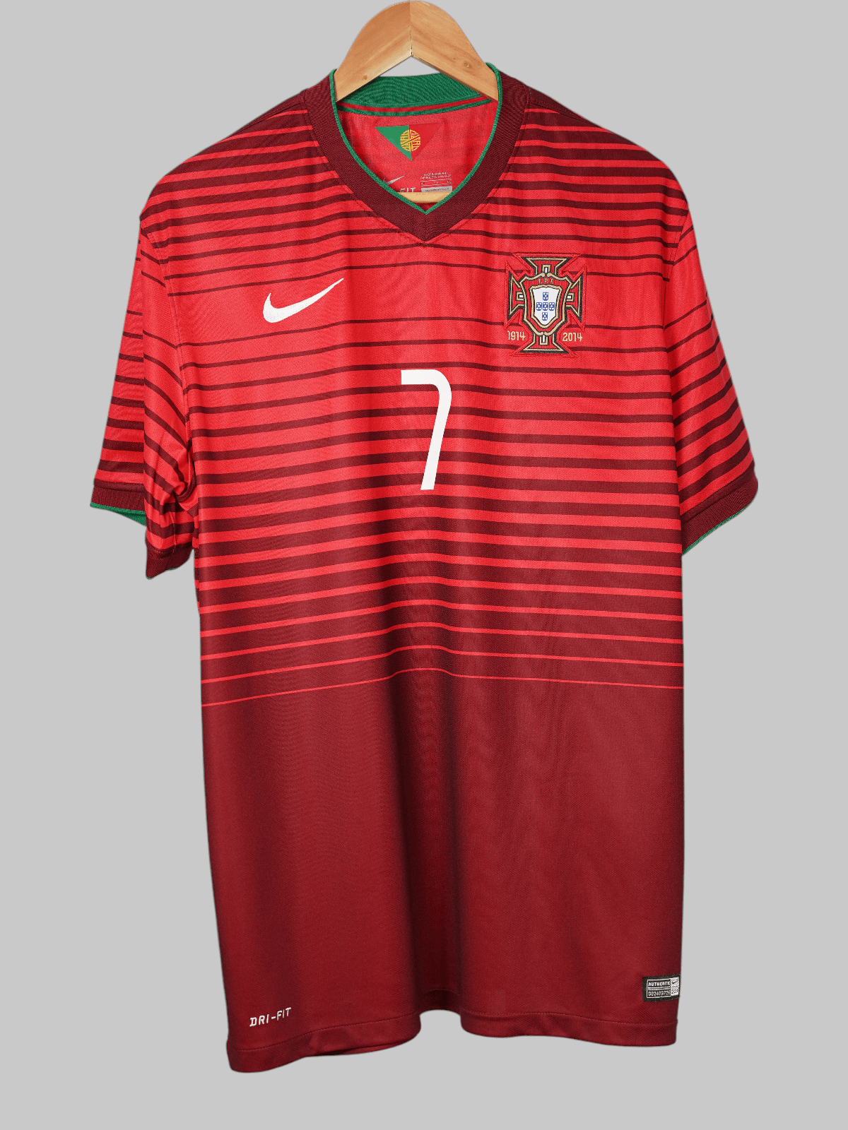 2014/15 Portugal Ronaldo #7 Home Shirt (XL) Nike | First11