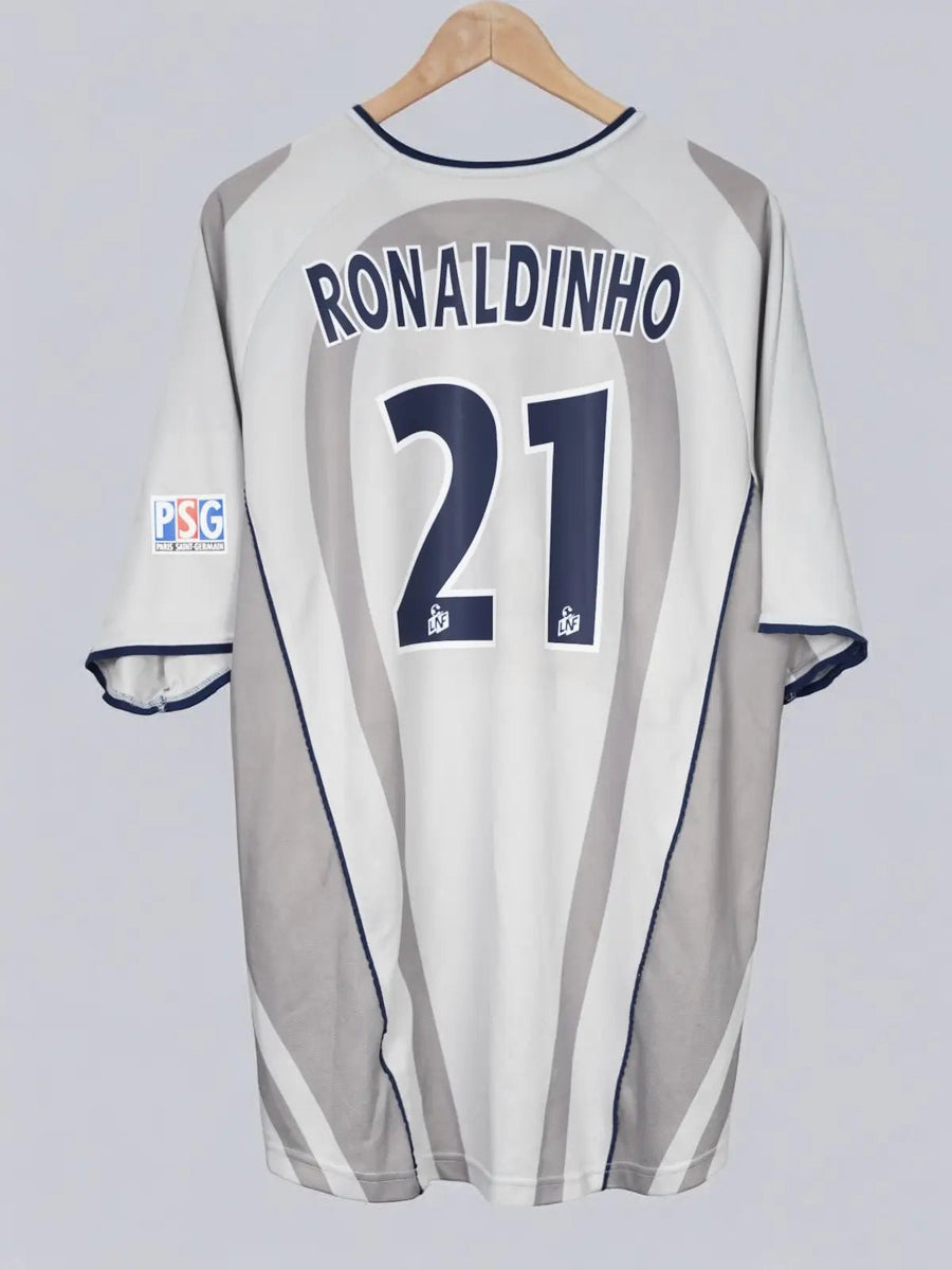 2001/2 PSG Ronaldinho #21 Away Shirt (XL) Nike – First11