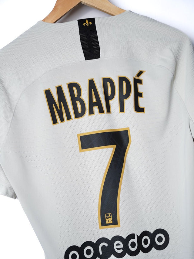 PSG Away Shirt 2018/19 Mbappe #7 Player Issue - 10/10 - M