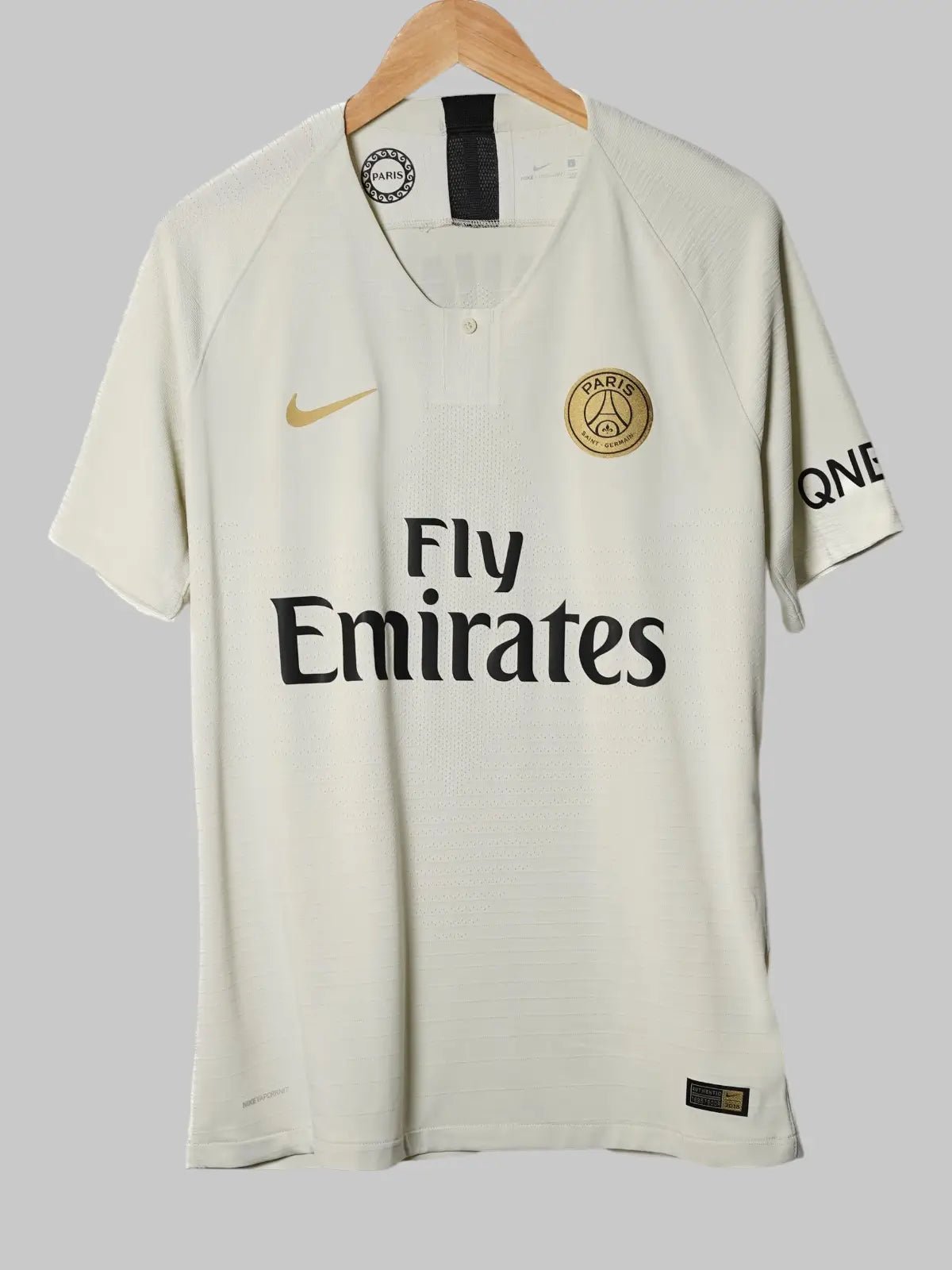 PSG Away Shirt 2018/19 Player Issue Cavani 9 (L)