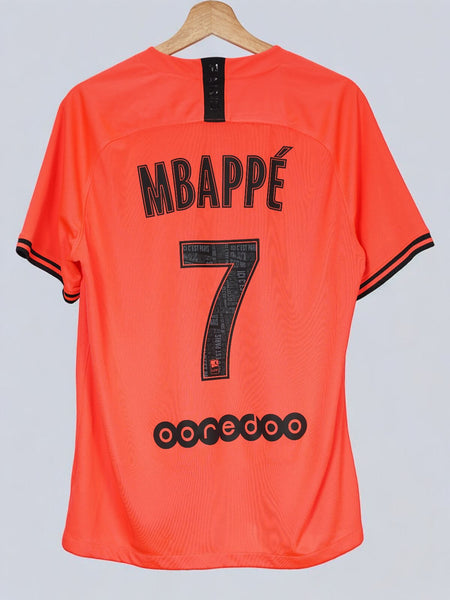 psg-away-shirt-201920-mbappe-7