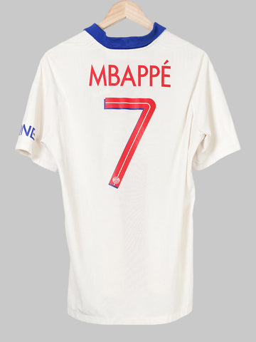 PSG Away Shirt Player Issue 2020/21 Mbappe 7 (L)
