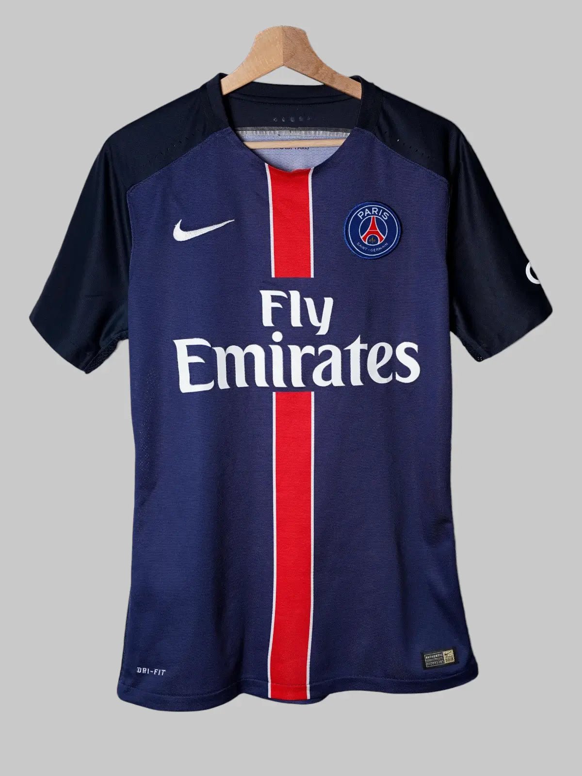 PSG Home Shirt 2015/16 Player Issue Di Maria 11 (M)