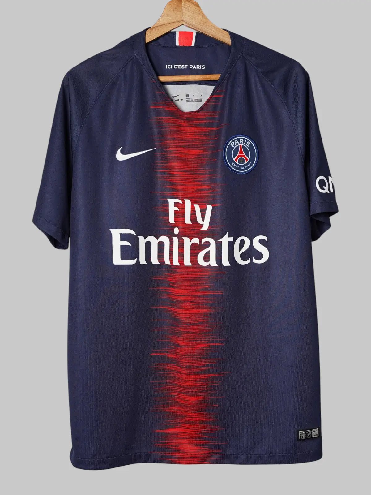 PSG Home Shirt 2018/19 Mbappe 7 (L)