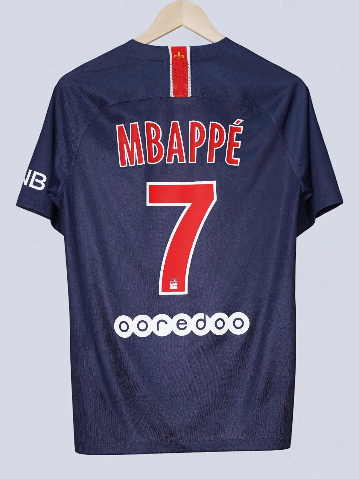 PSG Home Shirt 2018/19 Mbappe 7 (S)