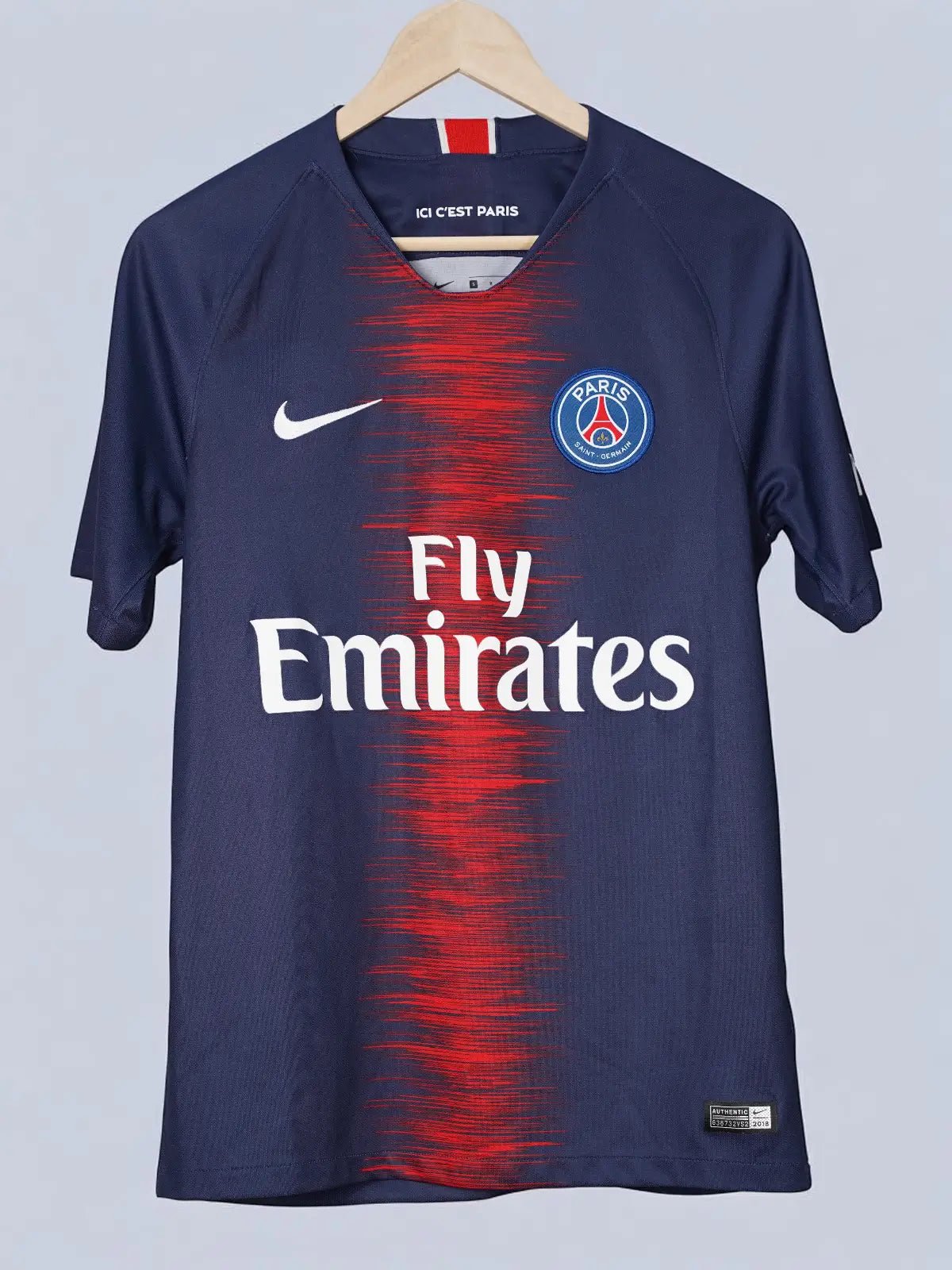 PSG Home Shirt 2018/19 Mbappe 7 (S)
