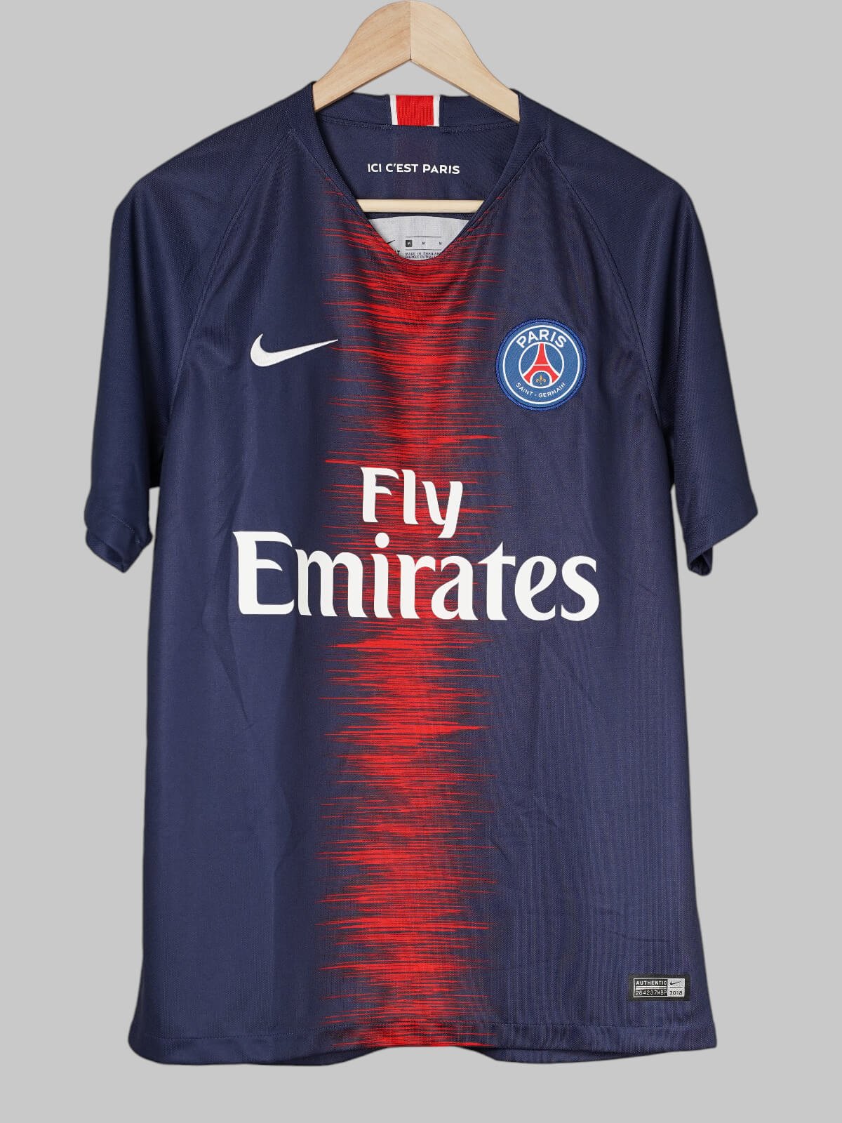 2018/19 PSG Neymar #10 Home Shirt (M) Nike | First11