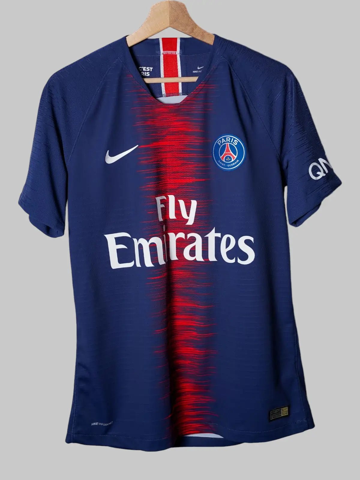 PSG Home Shirt 2018/19 Neymar 10 Player Issue (M)
