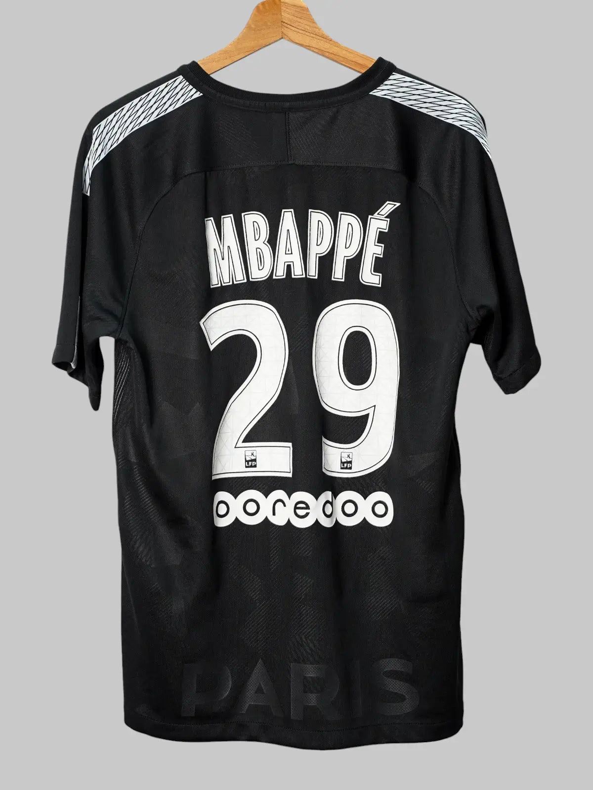 PSG Third Shirt 2017/18 Mbappe 29 (M)