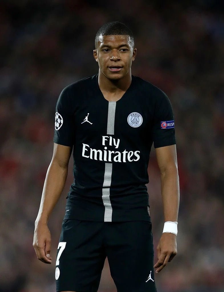 PSG Third Shirt 2018/19 Mbappe #7 - 10/10 - XL Kids