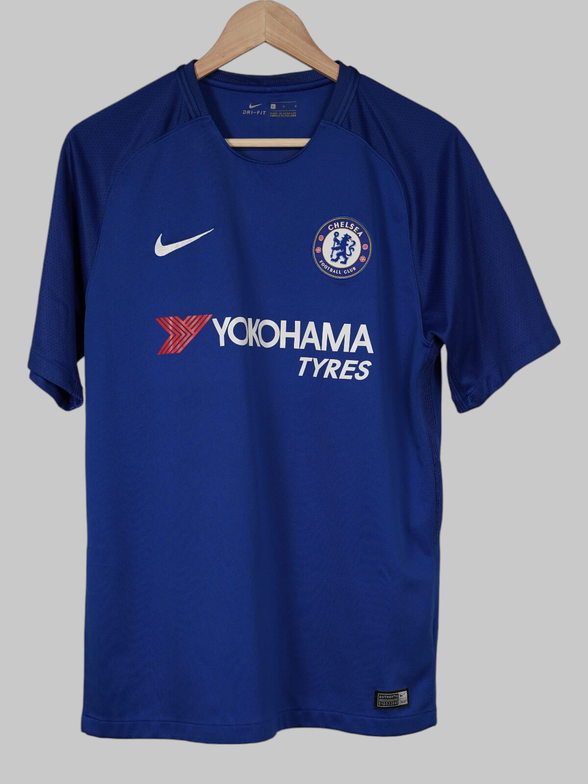 Chelsea Home Shirt 2017/18 Hazard #10 (L)