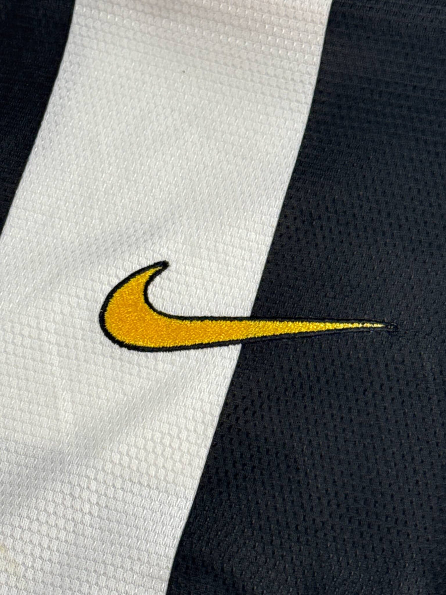 2012/13 Juventus Home Shirt Signed Vidal #23 (M)