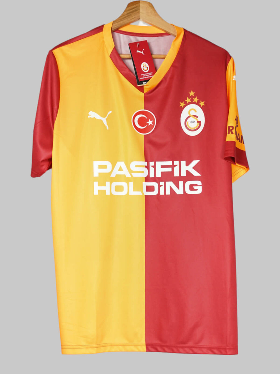 2025/26 Galatasaray Bariş #53 Home Shirt Signed BNWT (L)