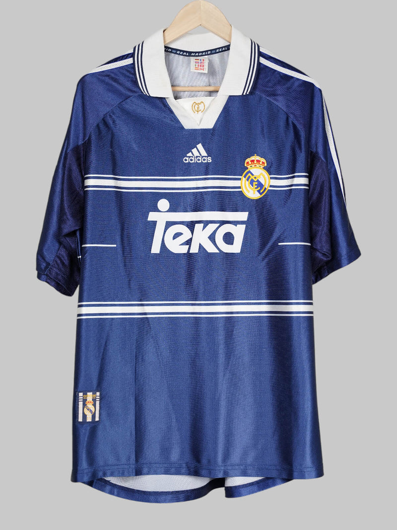 Real Madrid Away Shirt 1998/99 Eto'o 16 (L)