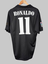 Real Madrid Away Shirt 2002/3 Ronaldo 11 (M)