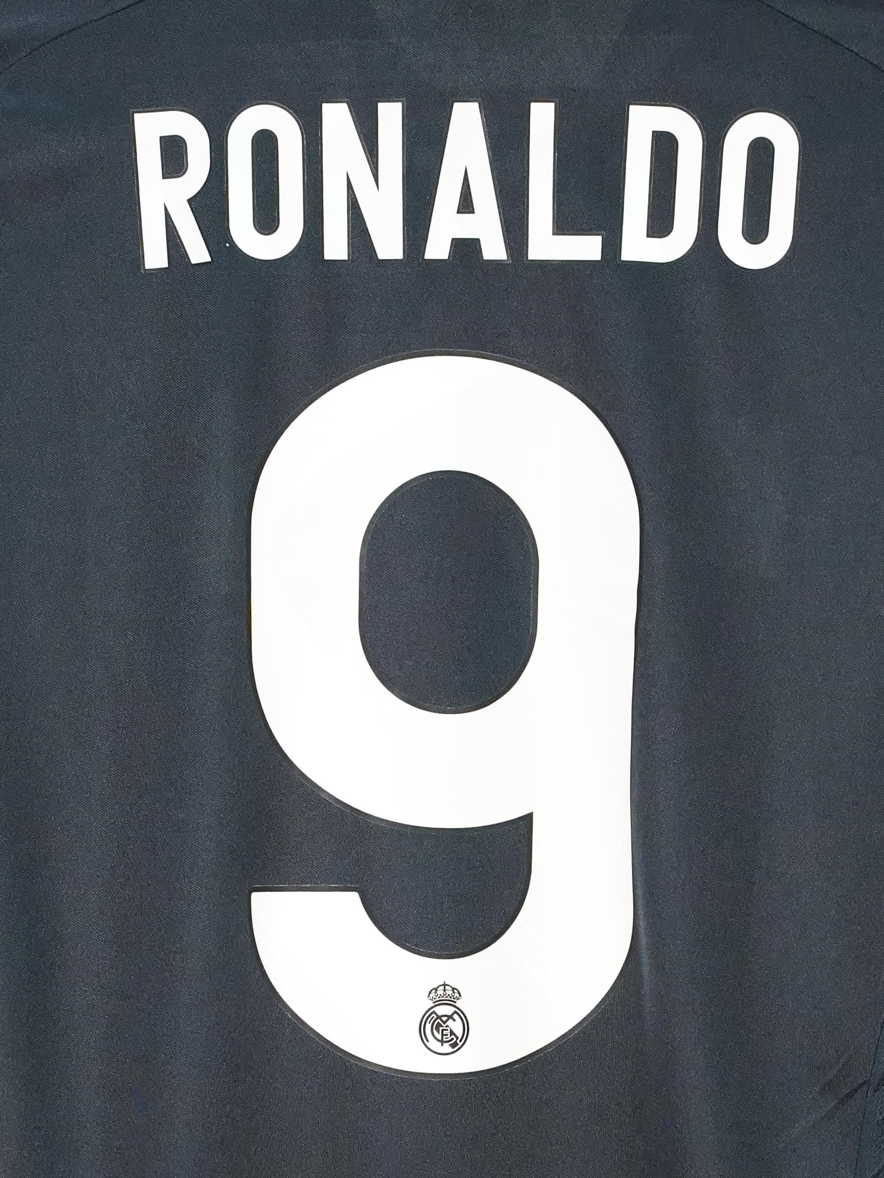 Real Madrid Away Shirt 2009/10 Ronaldo 9 (M)