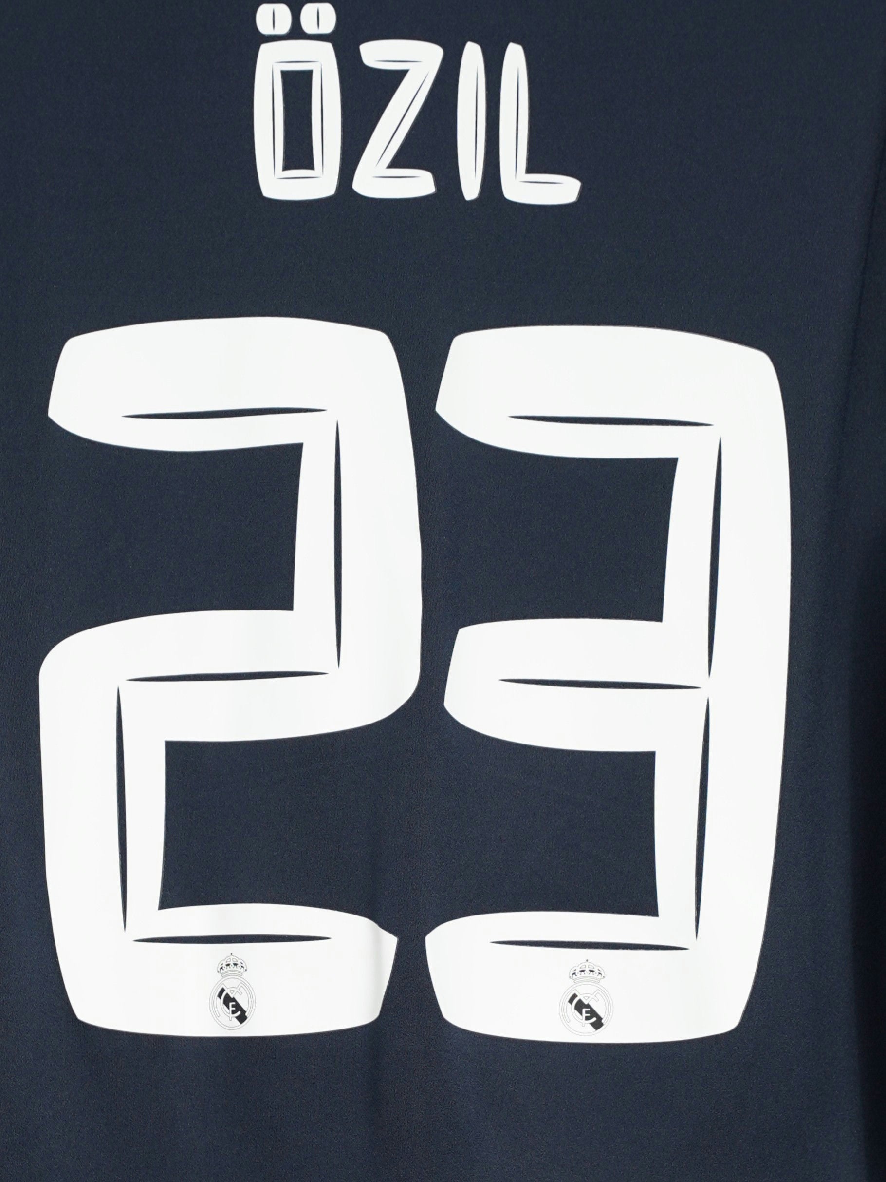 Real Madrid Away Shirt 2010/11 Ozil 23 (M)