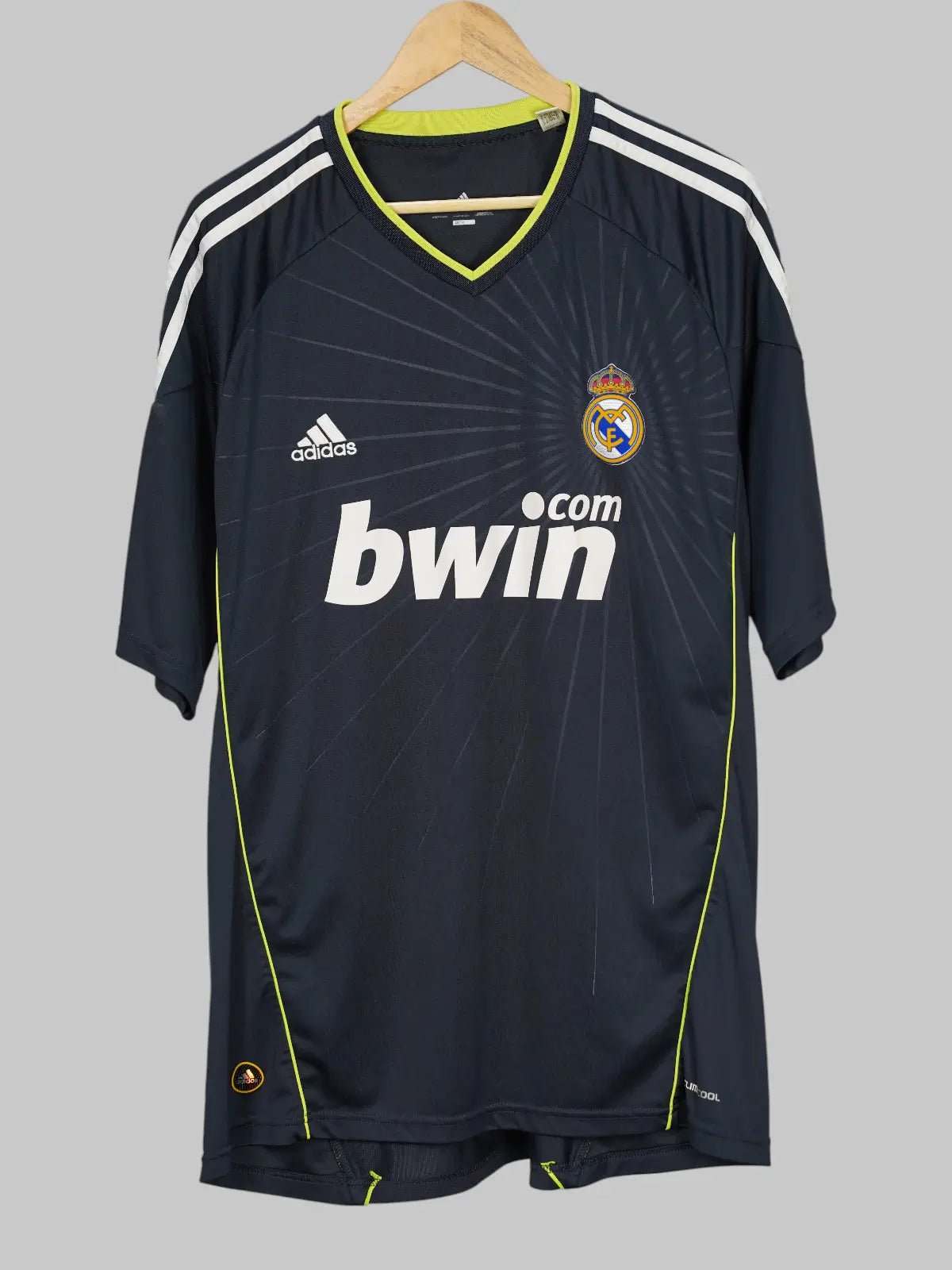 2010/11 Real Madrid Ronaldo #7 Away Shirt (XL) Adidas