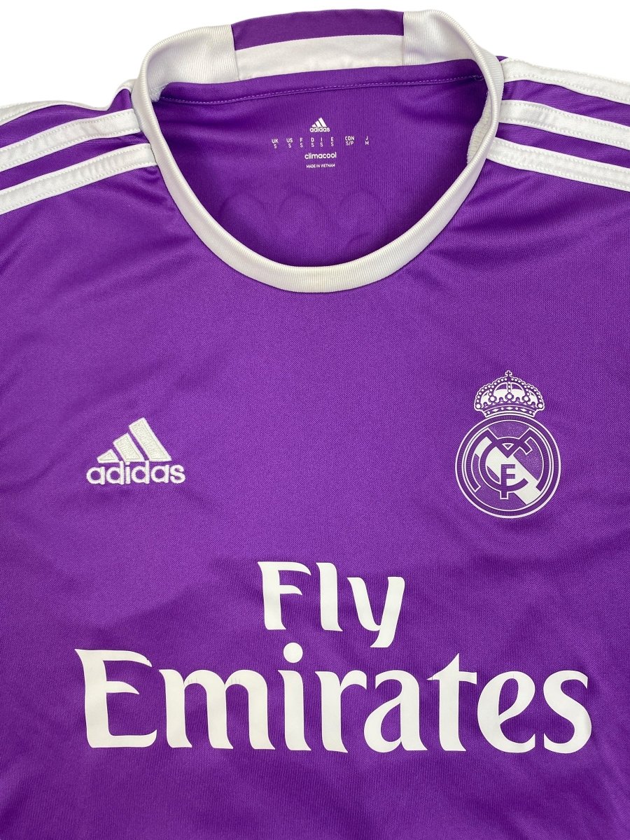 Real Madrid Away Shirt 2016/17 L/S Isco #22 - 9/10 - S