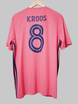 Real Madrid Away Shirt 2020/21 Kroos 8 (L)