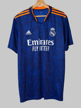 Real Madrid Away Shirt 2021/22 Benzema 9 (XL)