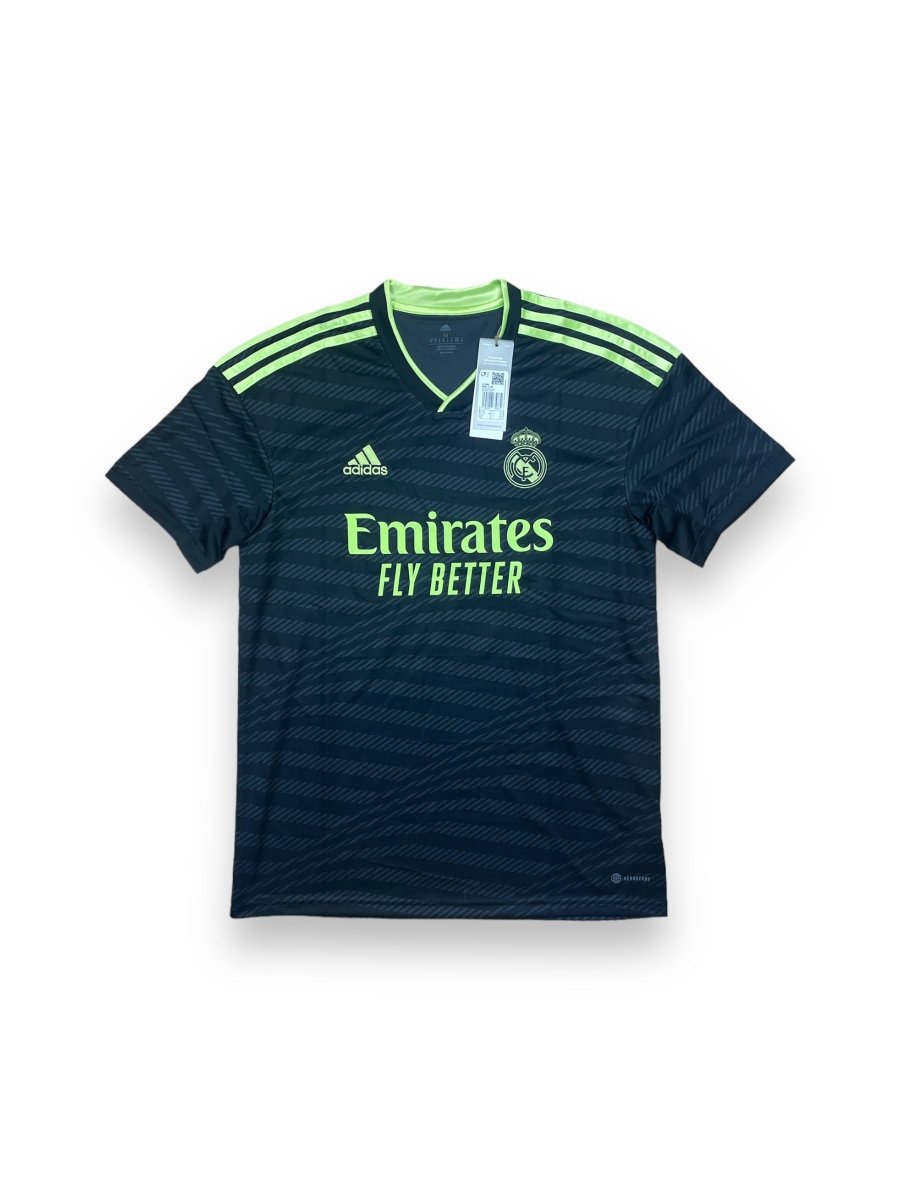 Real Madrid Away Shirt 2022/23 BNWT - 10/10 - M