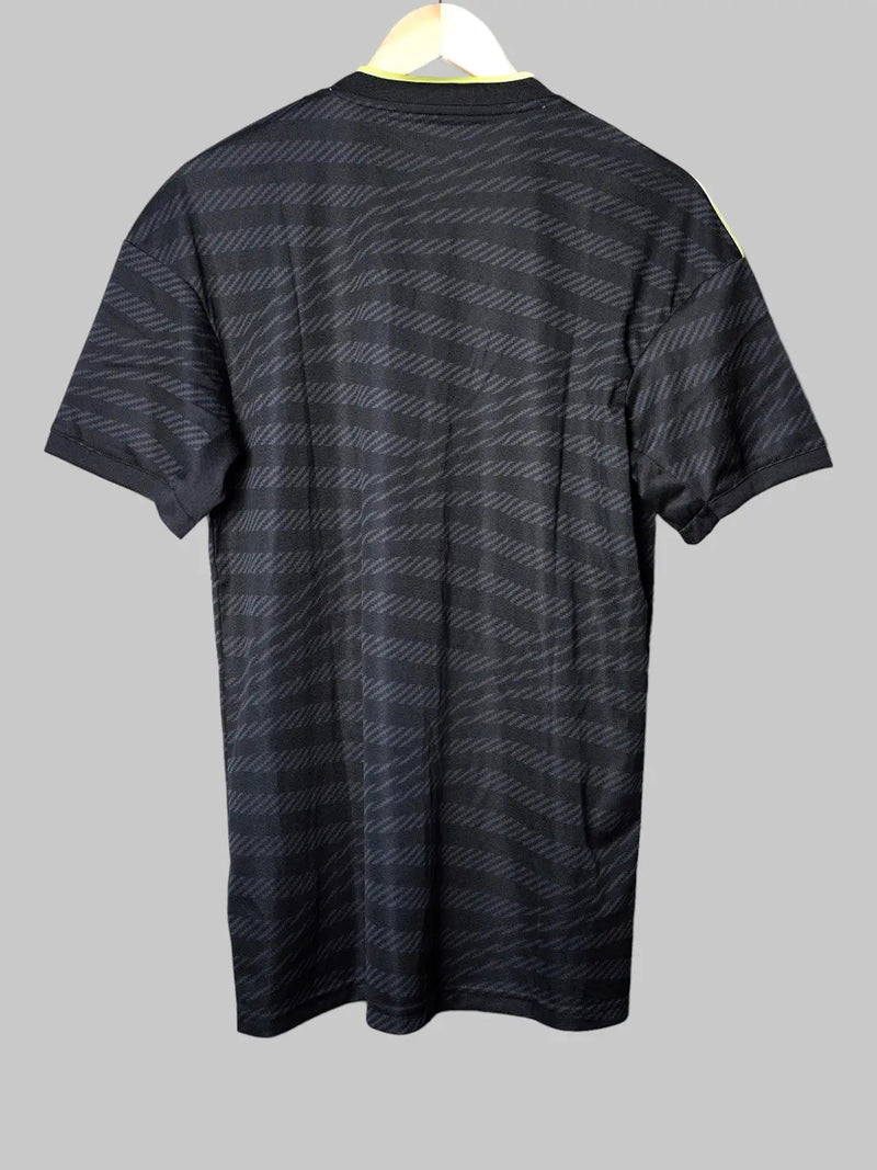 Real Madrid Away Shirt 2022/23 BNWT (M)