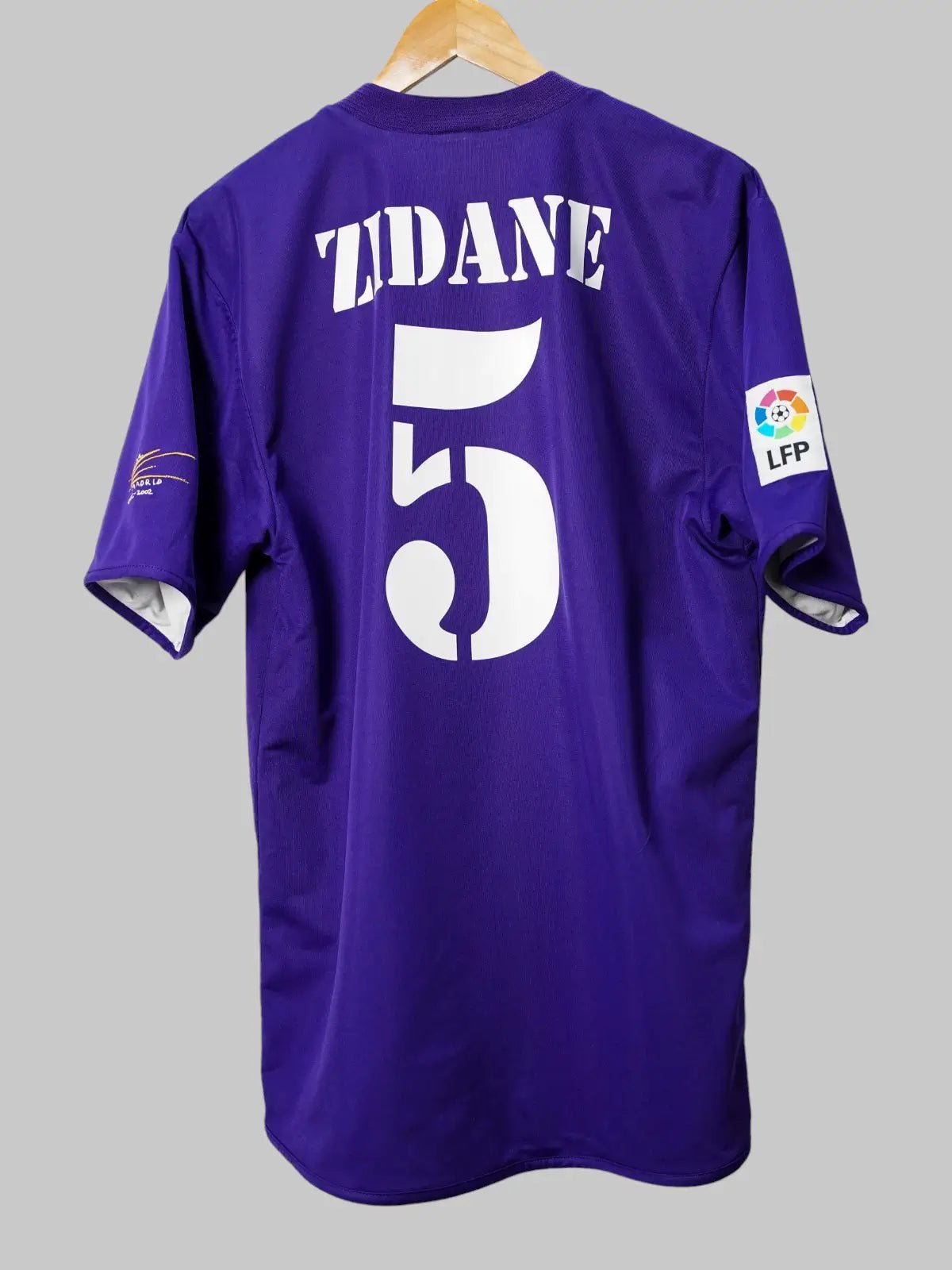 Real Madrid Centenary Third Shirt 2002/3 Zidane 5 (L)
