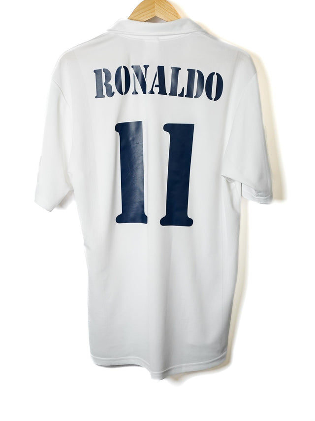 Real Madrid Home Shirt 2001/02 Ronaldo 11 (M)