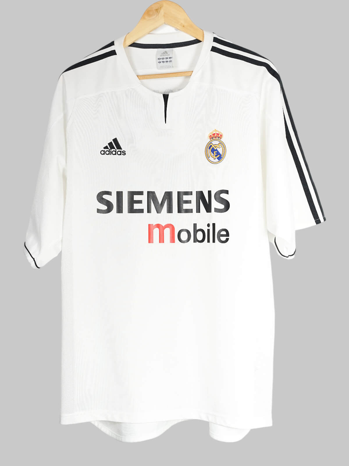 2003/04 Real Madrid Ronaldo #9 Home Shirt (XL) Adidas | First11
