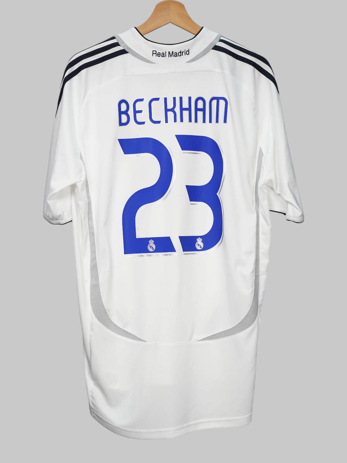 2006/07 Real Madrid Beckham #23 Home Shirt (L) Adidas | First11
