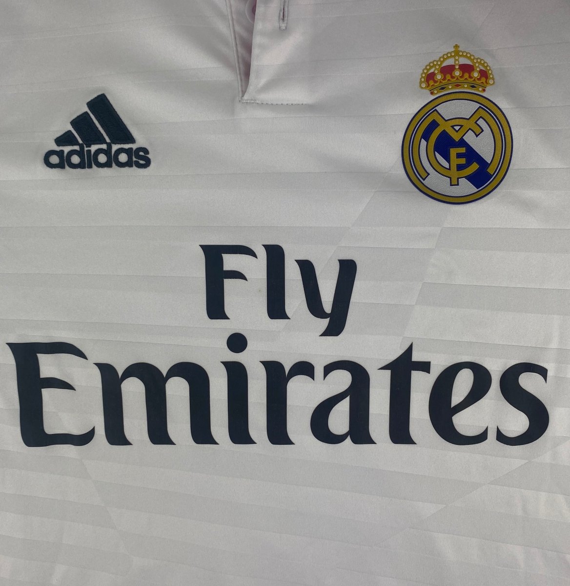 Real Madrid Home Shirt 2014/15 Bale #11 - 8/10 - XL Kids