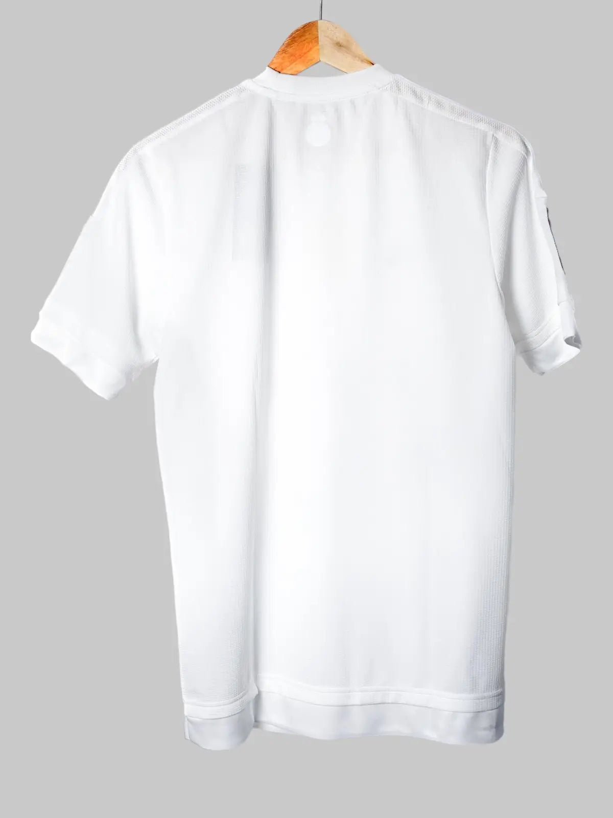 Real Madrid Home Shirt 2015/16 BNWT (S)